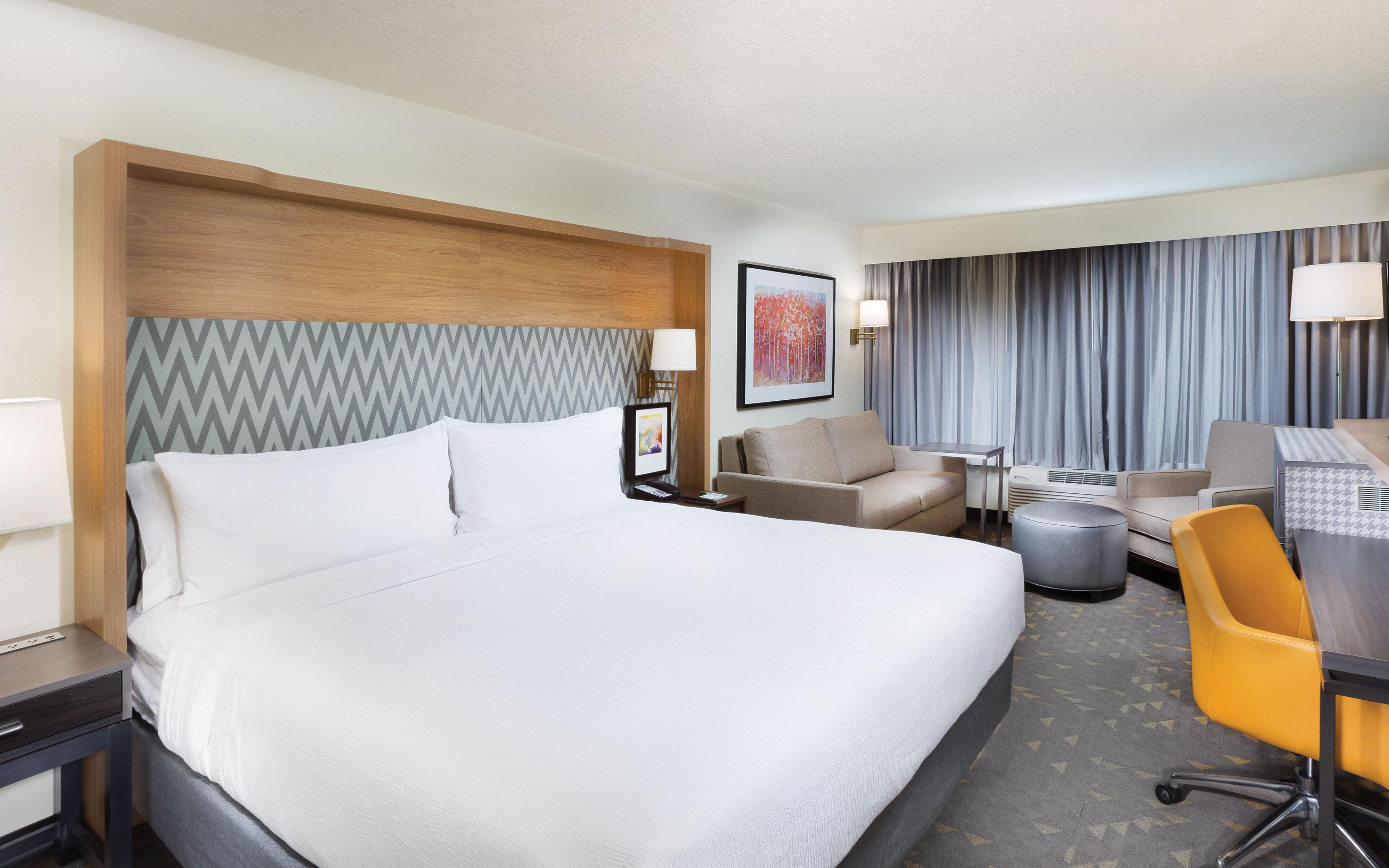 Holiday Inn Asheville East-Blue Ridge Pkwy By Ihg Bagian luar foto