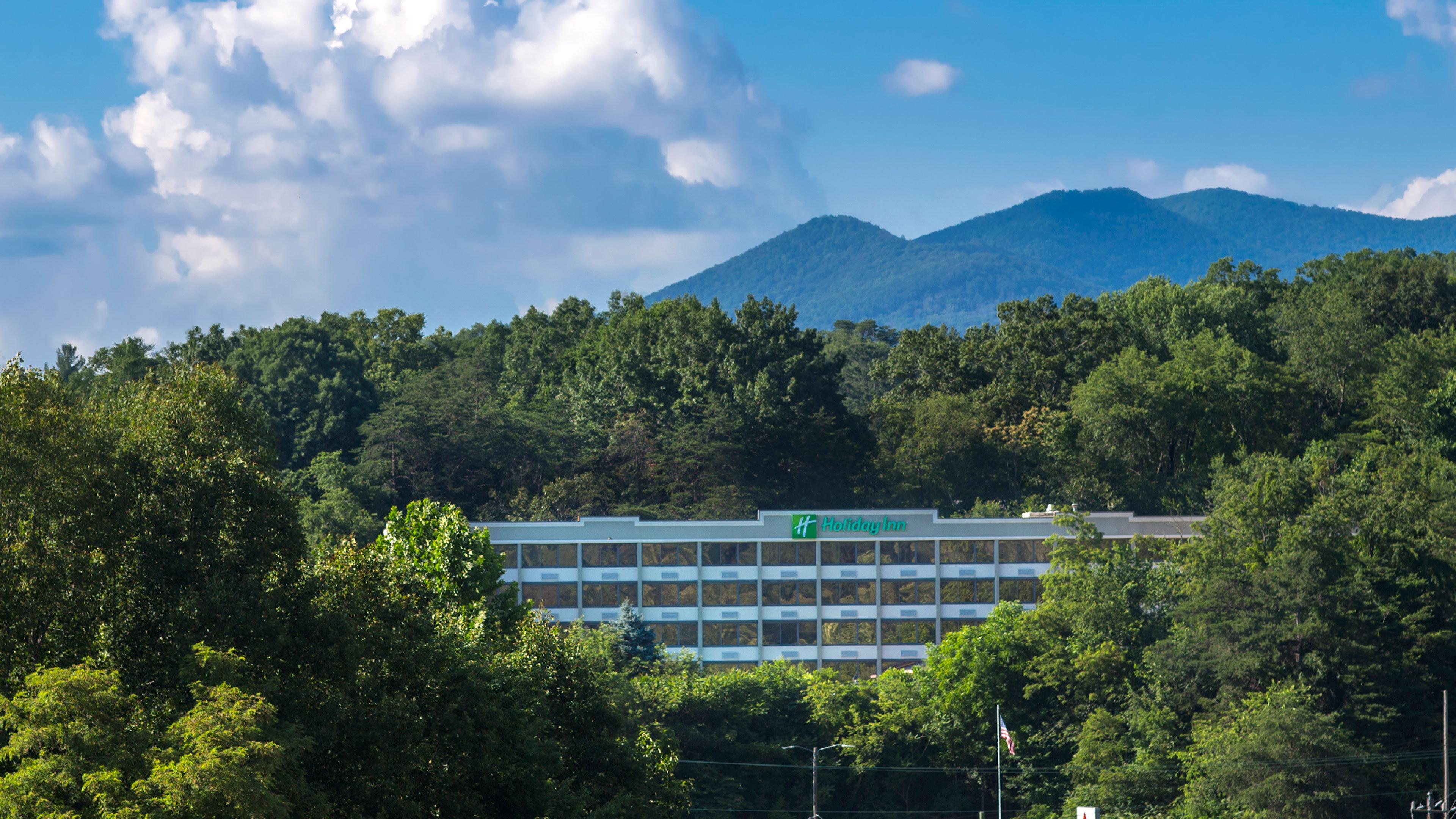 Holiday Inn Asheville East-Blue Ridge Pkwy By Ihg Bagian luar foto