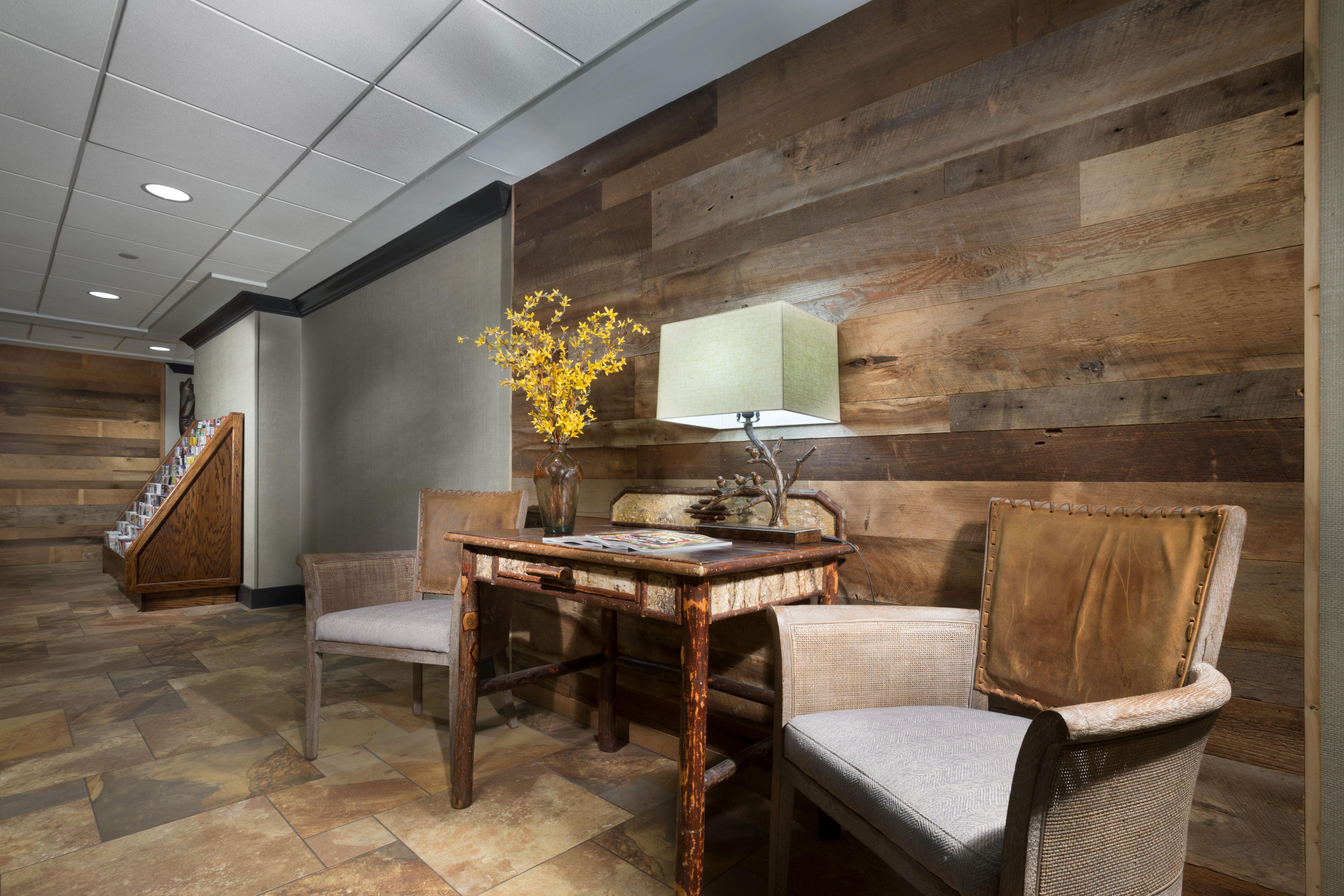 Holiday Inn Asheville East-Blue Ridge Pkwy By Ihg Bagian luar foto