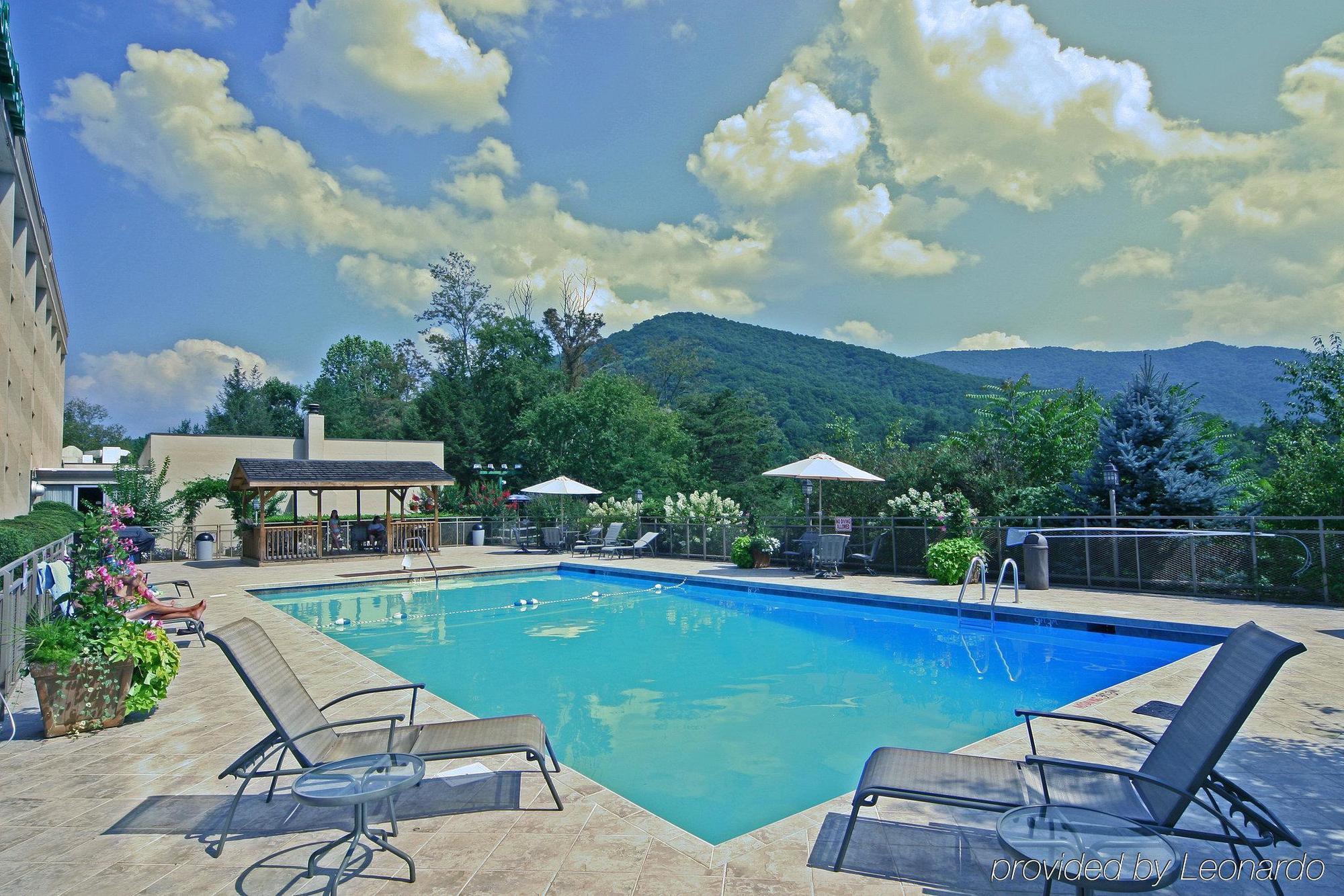 Holiday Inn Asheville East-Blue Ridge Pkwy By Ihg Fasilitas foto